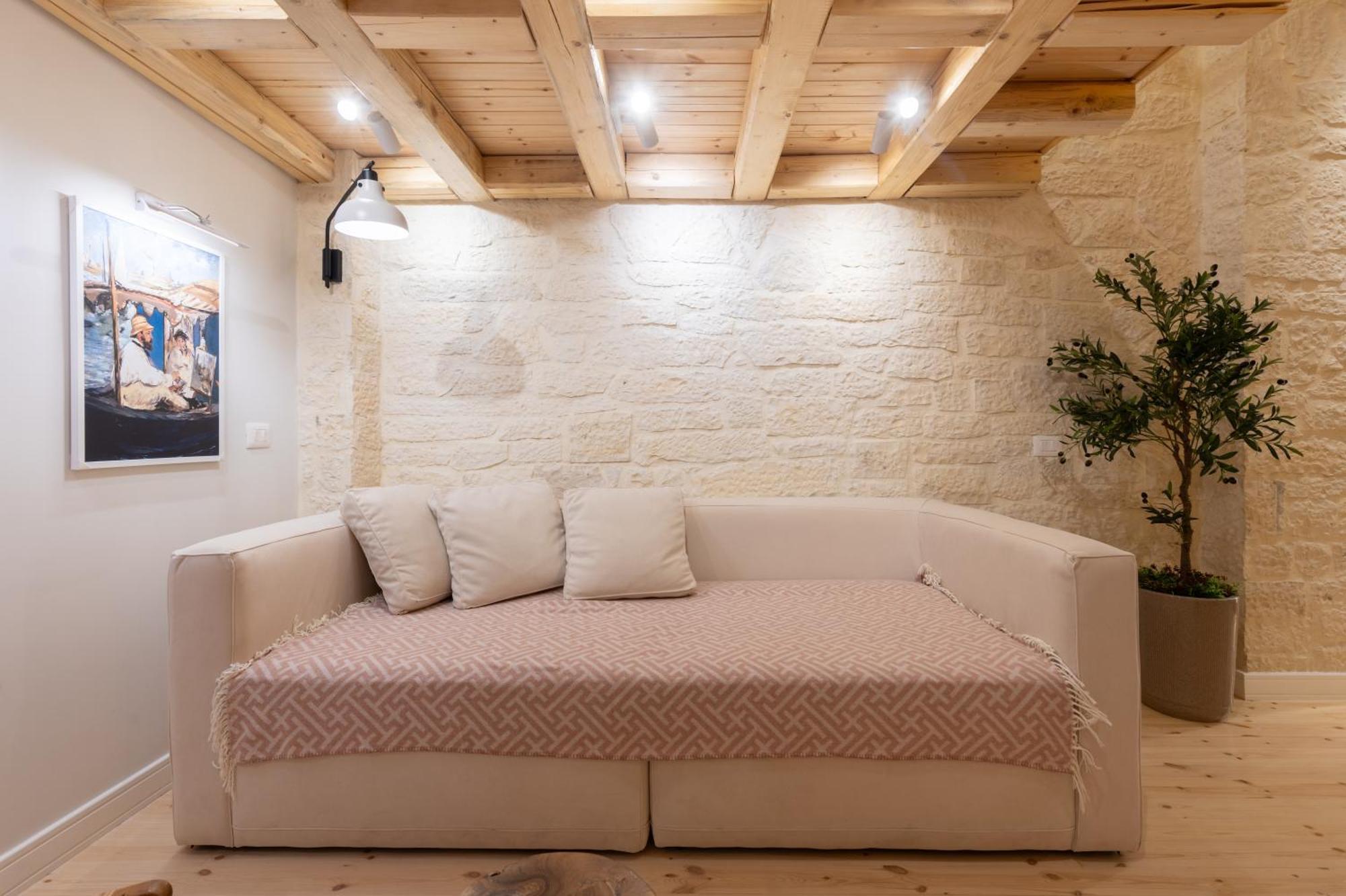 Elpis Guest House Himare Exterior foto